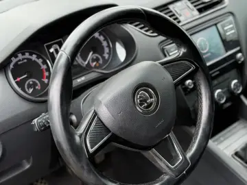 Skoda Octavia 1.6 TDI AMBITION