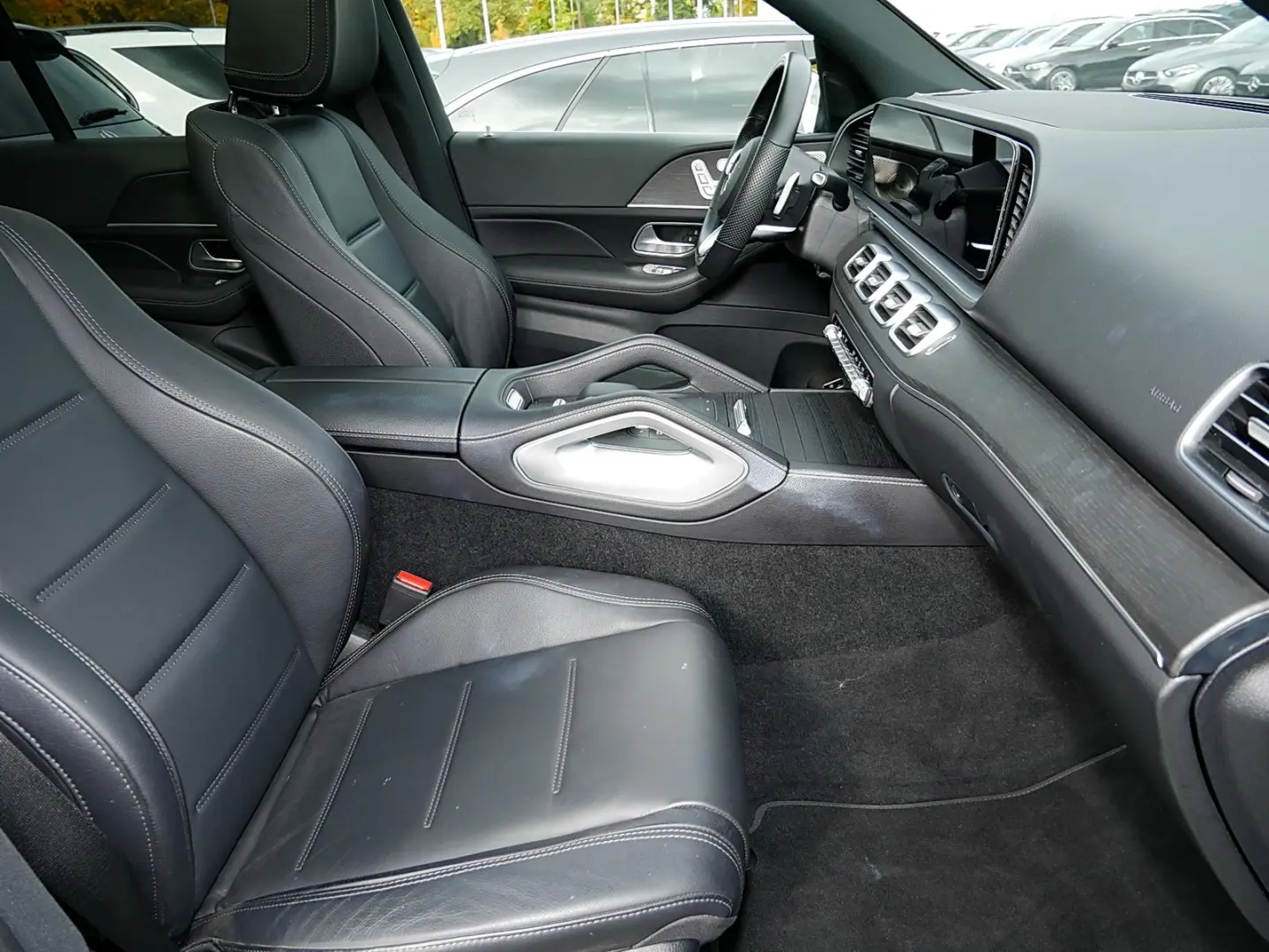 GLE 300 d 4M AMG DISTRONIC PANO AHK 360 AIRMATIC