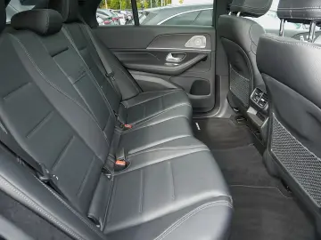 GLE 300 d 4M AMG DISTRONIC PANO AHK 360 AIRMATIC