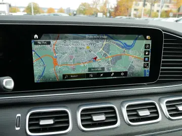 GLE 300 d 4M AMG DISTRONIC PANO AHK 360 AIRMATIC