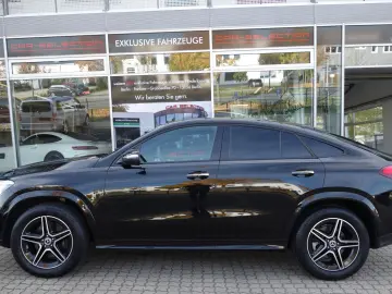 GLE 300 d Coupe AMG NIGHT PANO ACC BURMESTER 360