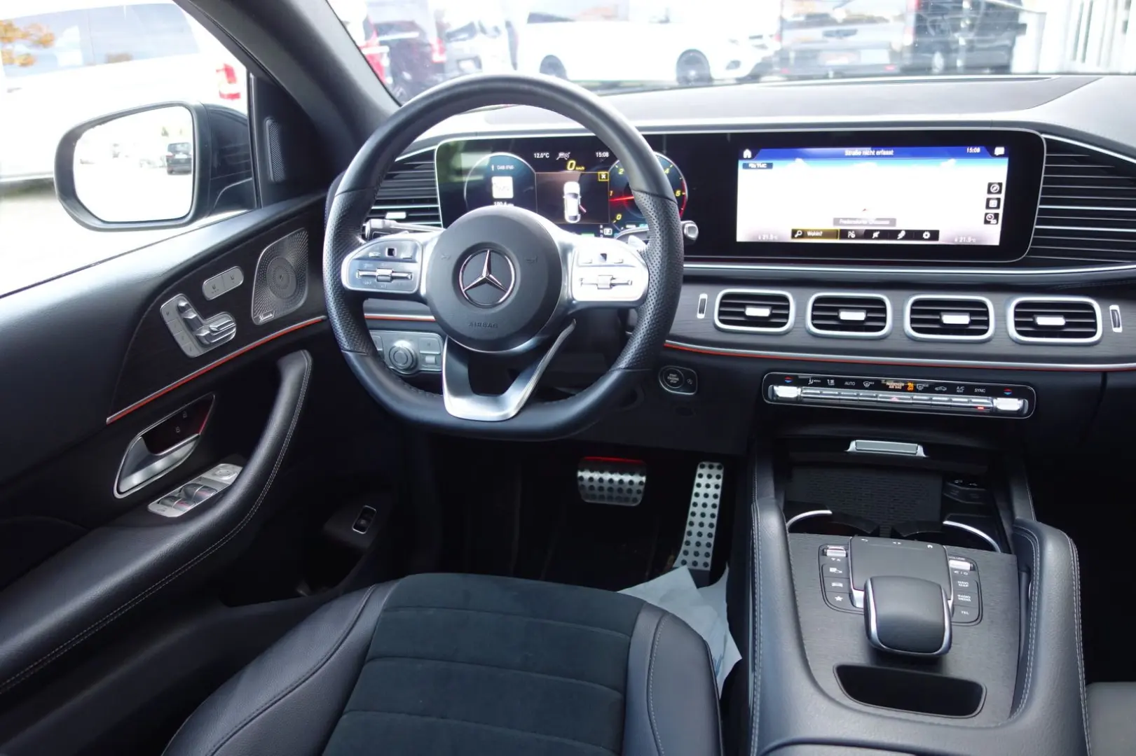 GLE 300 d Coupe AMG NIGHT PANO ACC BURMESTER 360