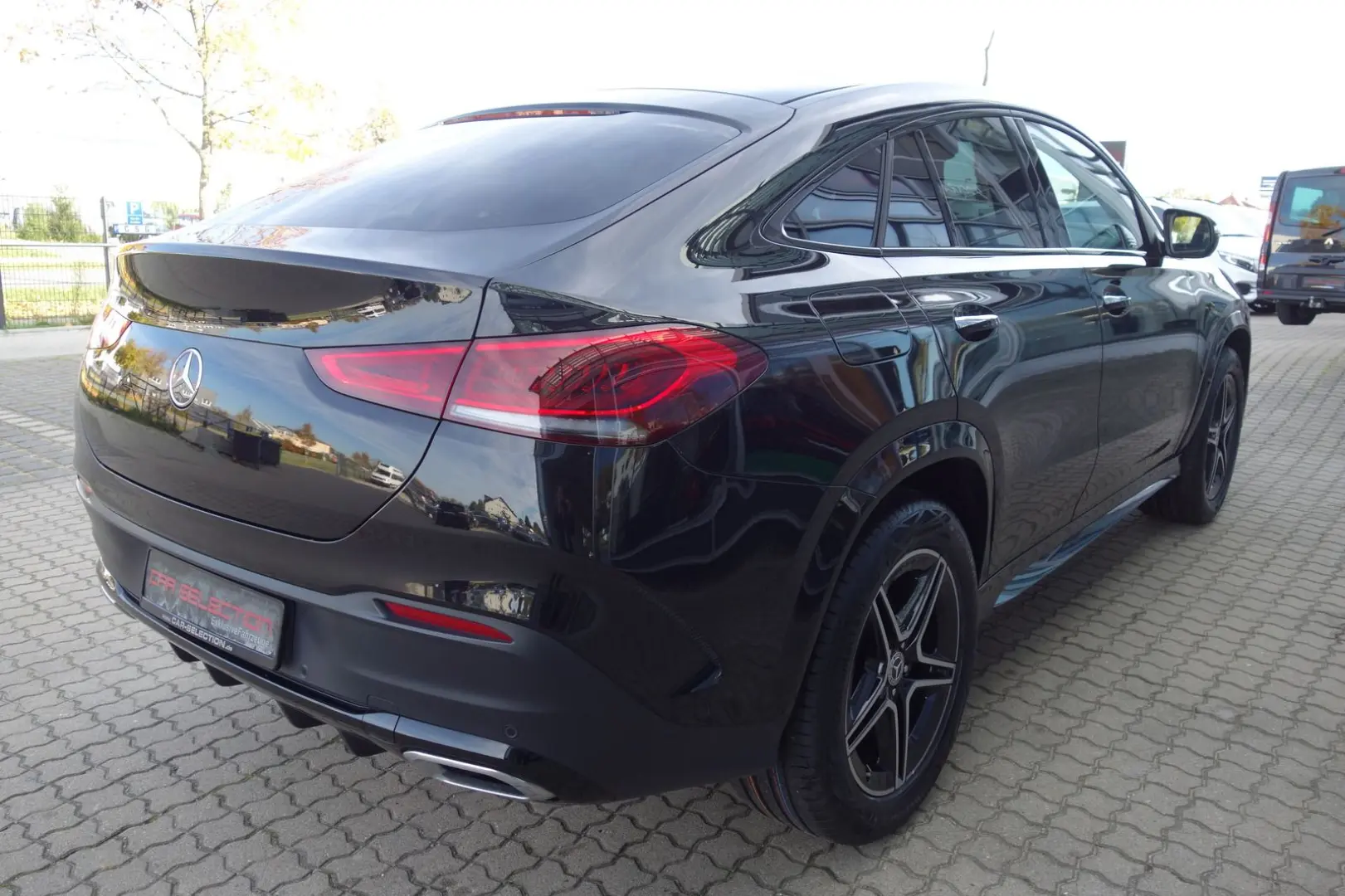 GLE 300 d Coupe AMG NIGHT PANO ACC BURMESTER 360