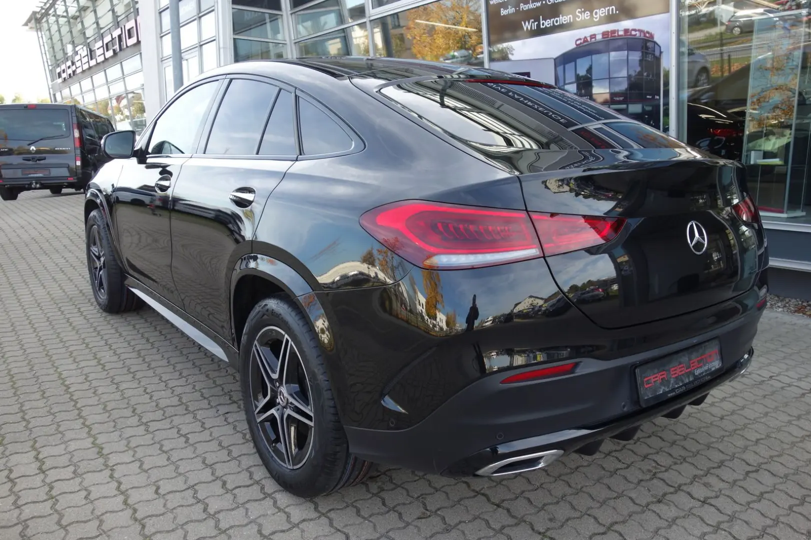GLE 300 d Coupe AMG NIGHT PANO ACC BURMESTER 360