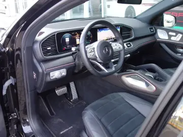 GLE 300 d Coupe AMG NIGHT PANO ACC BURMESTER 360