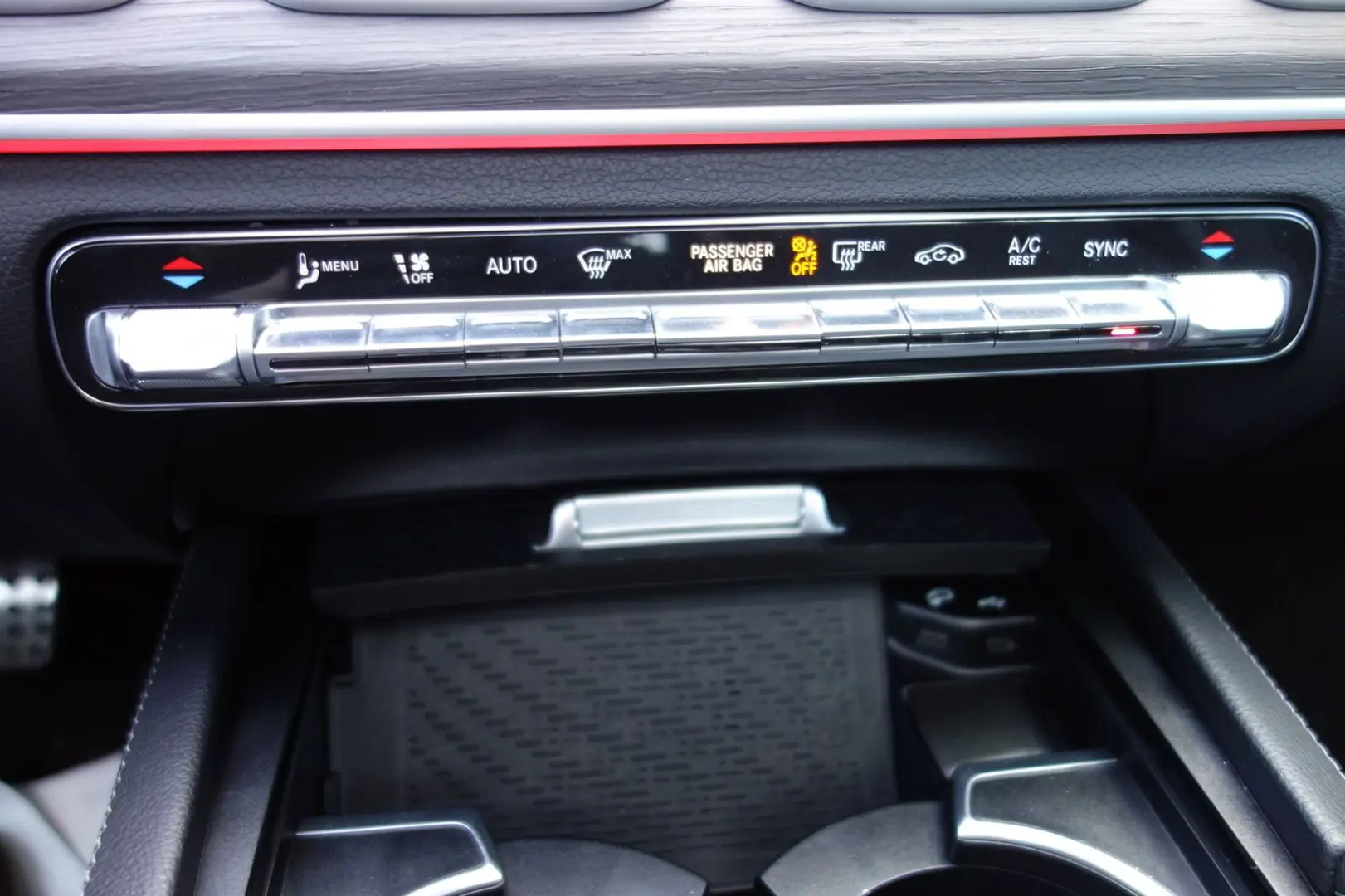 GLE 300 d Coupe AMG NIGHT PANO ACC BURMESTER 360