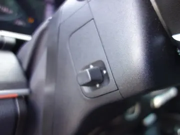 GLE 300 d Coupe AMG NIGHT PANO ACC BURMESTER 360