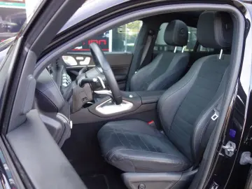 GLE 300 d Coupe AMG NIGHT PANO ACC BURMESTER 360