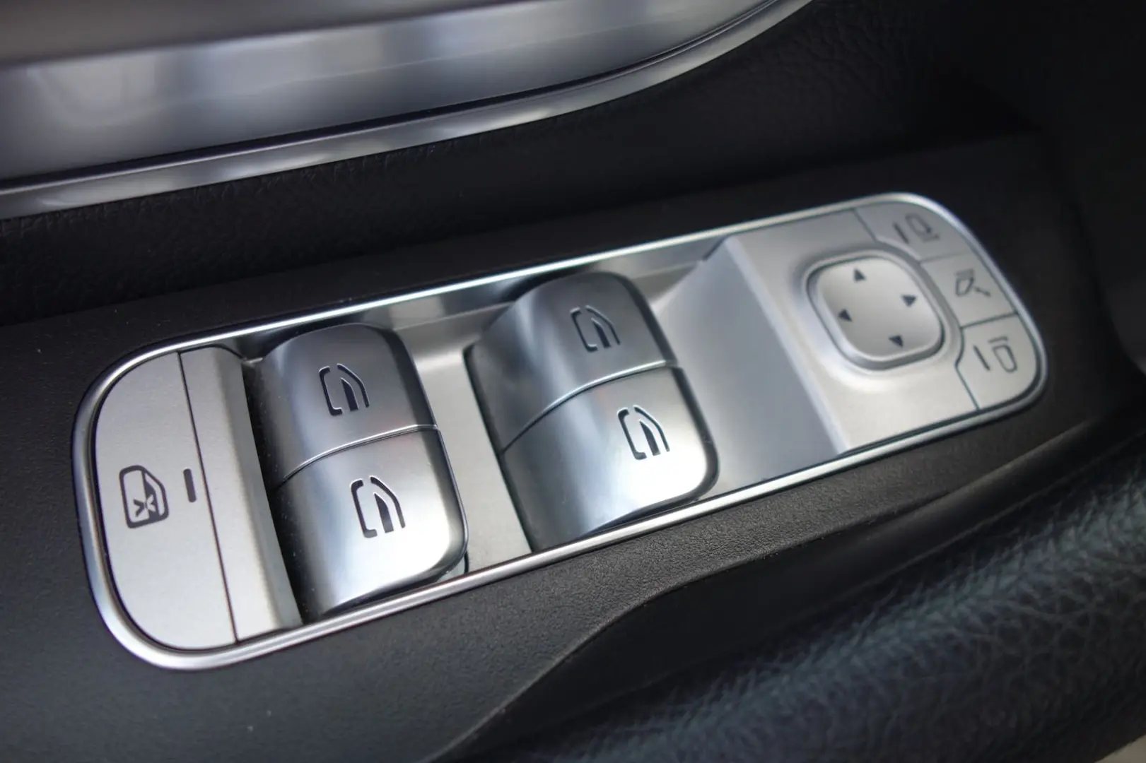 GLE 300 d Coupe AMG NIGHT PANO ACC BURMESTER 360