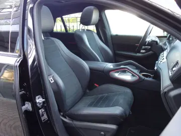 GLE 300 d Coupe AMG NIGHT PANO ACC BURMESTER 360