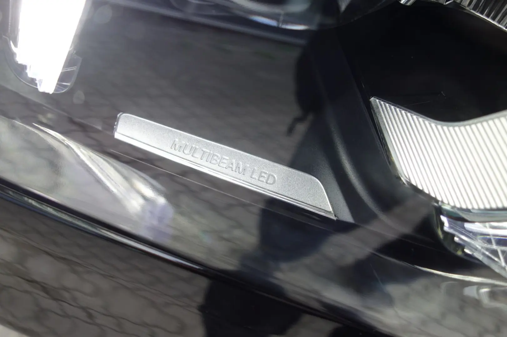 GLE 300 d Coupe AMG NIGHT PANO ACC BURMESTER 360