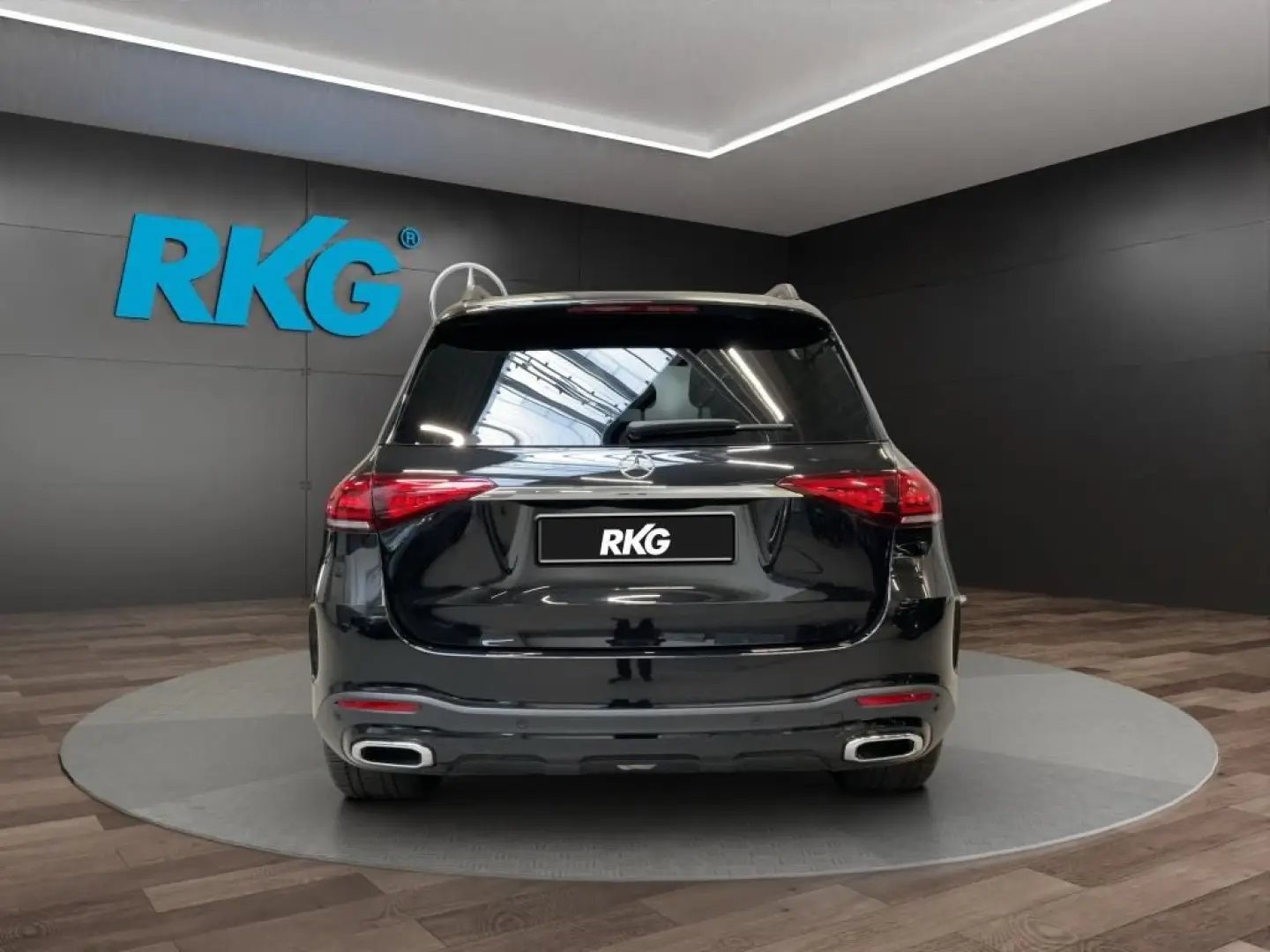 GLE 300 d 4M AMG NIGHT PANORAMA AIRMATIC MEMORY