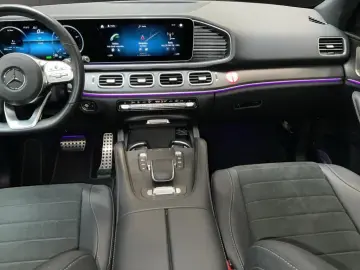 GLE 300 d 4M AMG NIGHT PANORAMA AIRMATIC MEMORY