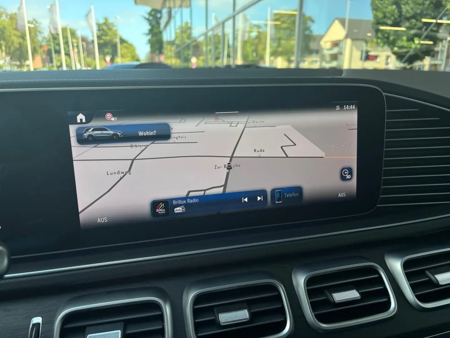 GLE 300 d 4M AMG Line Pano AHK Burm Fahreras 21