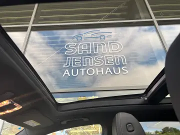 GLE 300 d 4M AMG Line Pano AHK Burm Fahreras 21