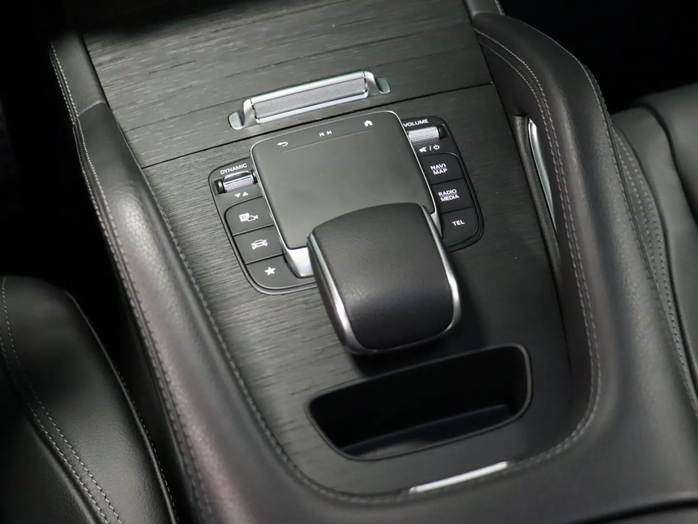 GLE 400e 4M AMG AdvancedPlus Fahrassi Pano AHK