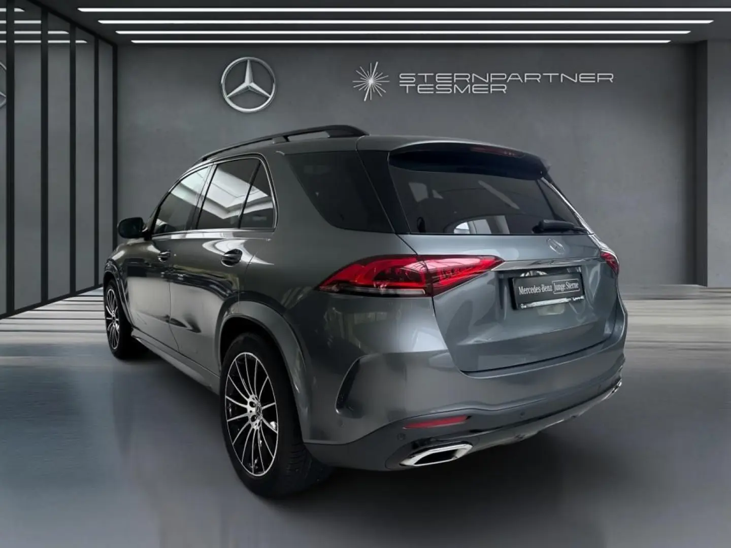 GLE 300 d 4M AMG Night MBEAM BURM DISTR PANO AHK