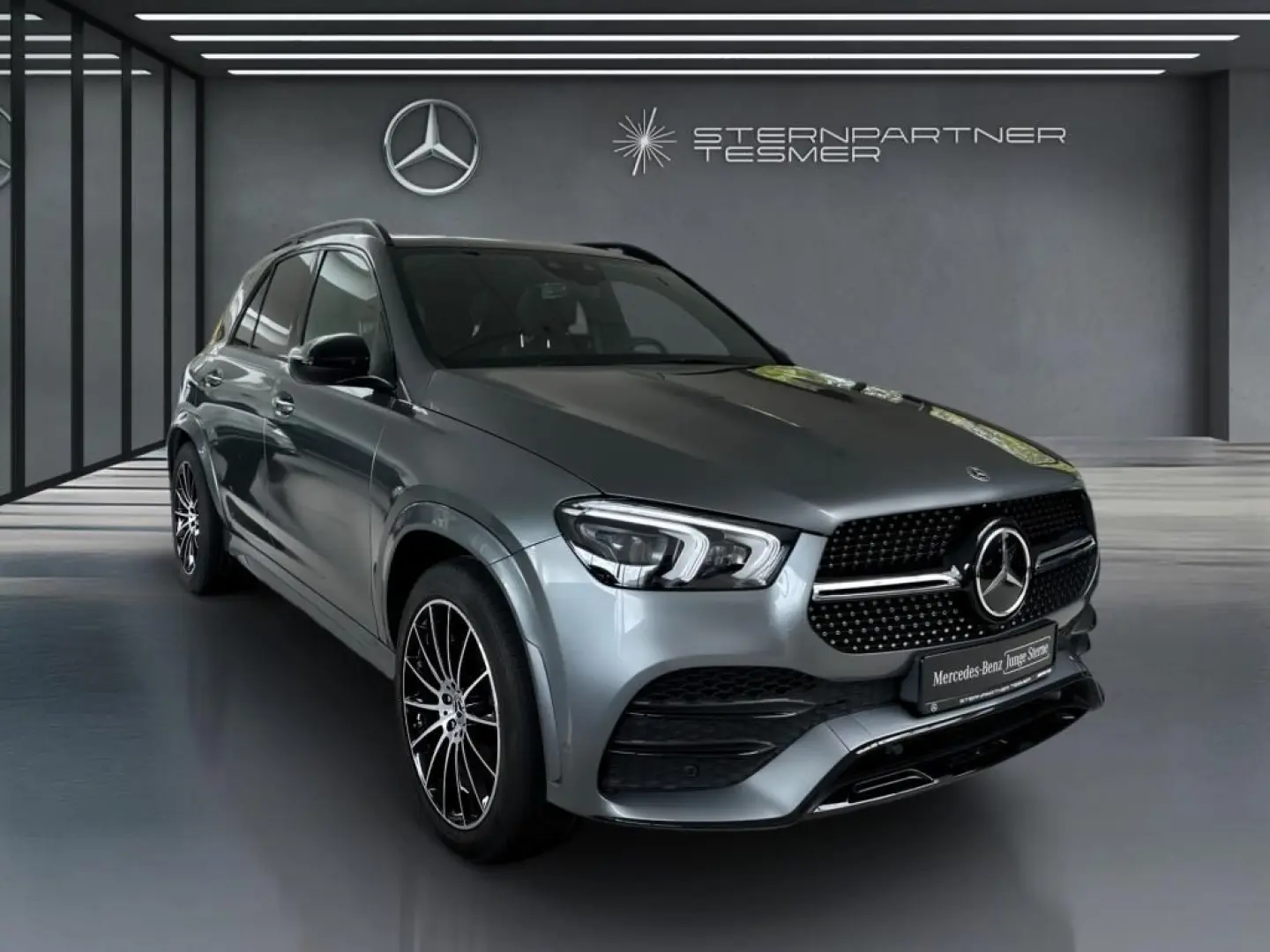 GLE 300 d 4M AMG Night MBEAM BURM DISTR PANO AHK