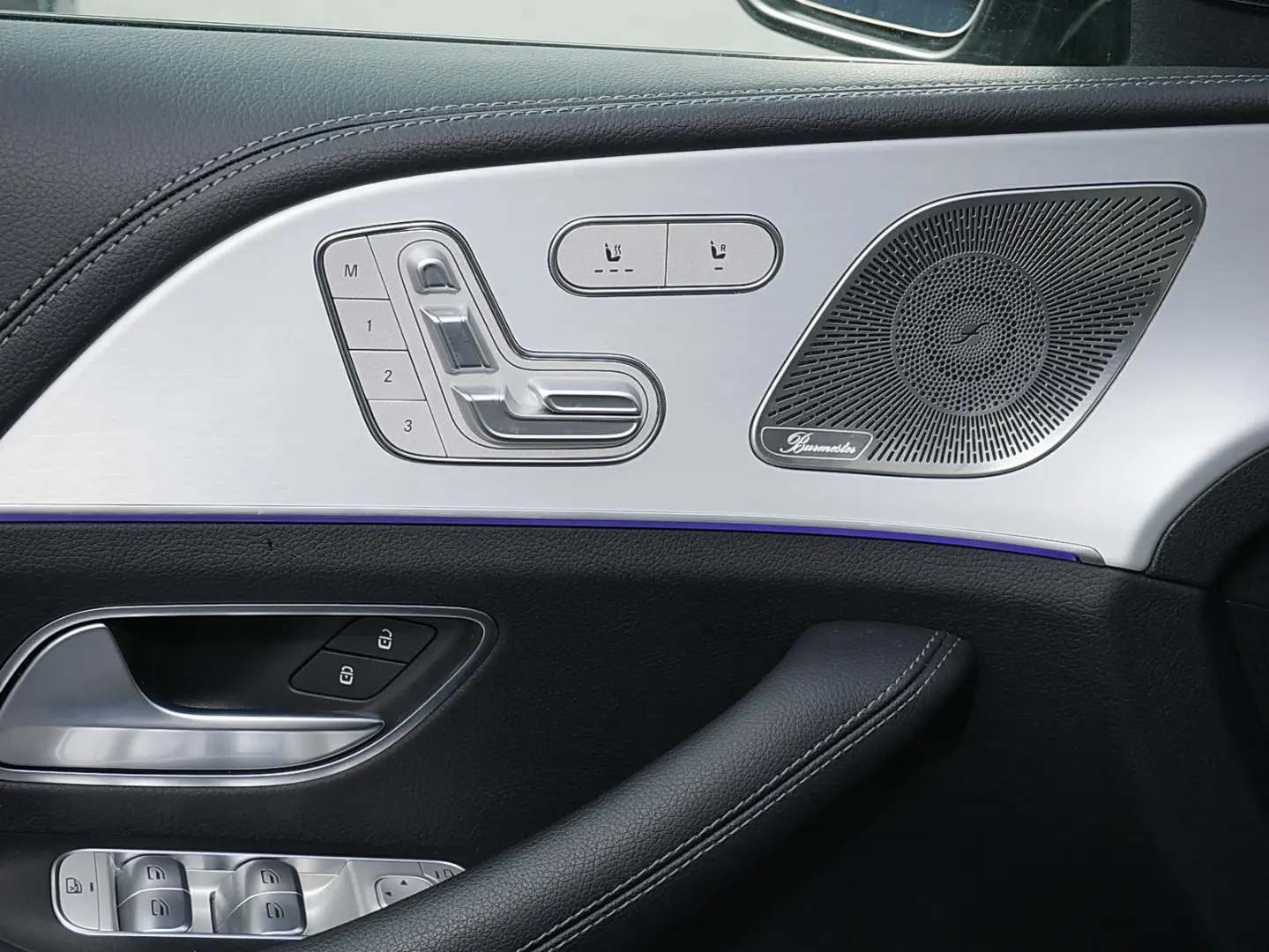 GLE 400 e 4M AMG DIST PANO HUD AHK AIRMATIC 360