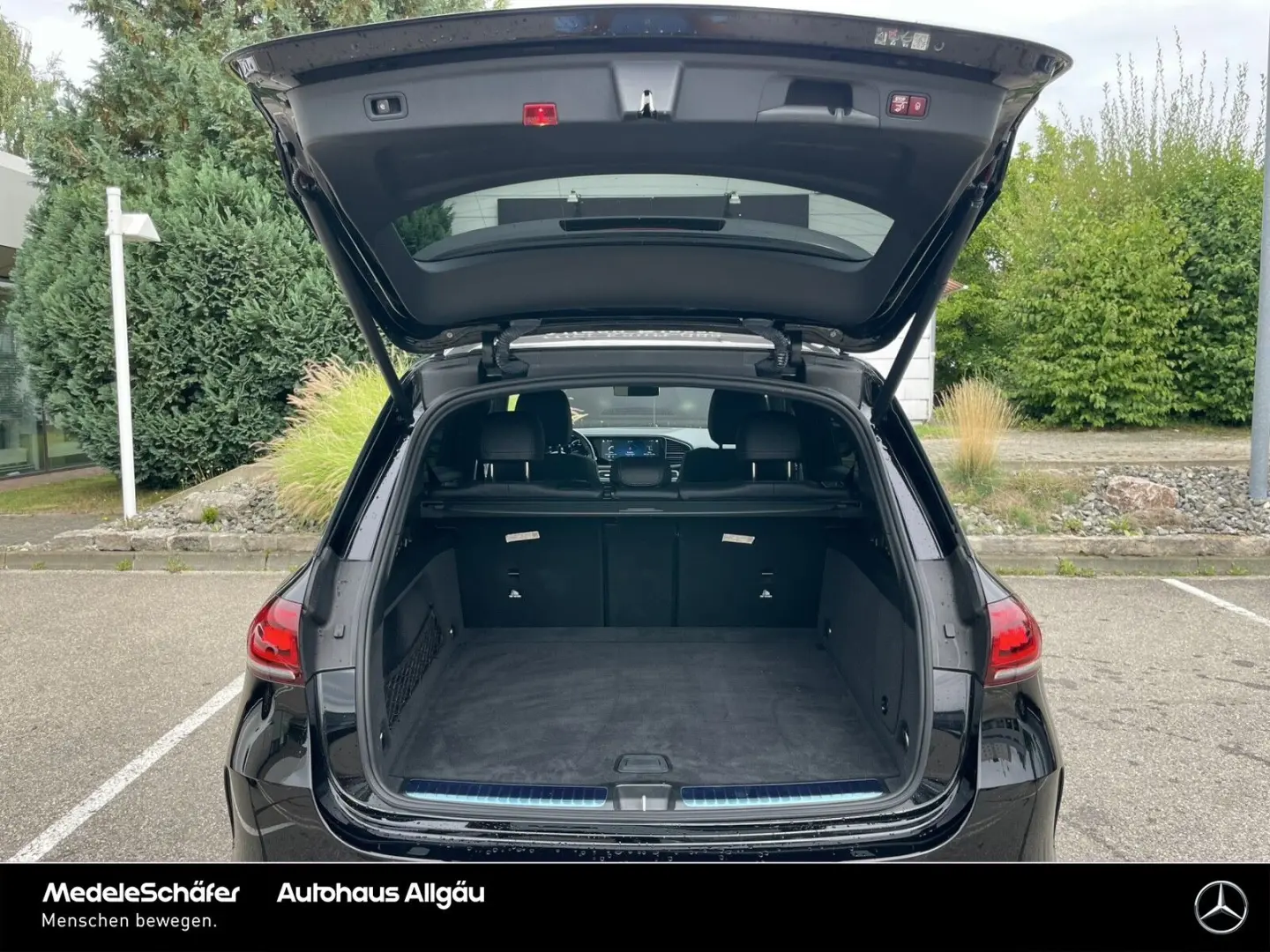 GLE 300 d 4M AMG Night Airmatic Pano AHK Memory