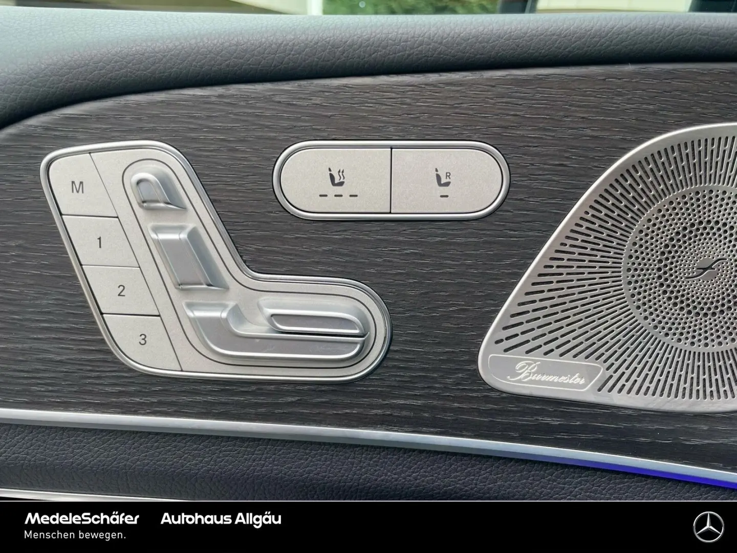 GLE 300 d 4M AMG Night Airmatic Pano AHK Memory