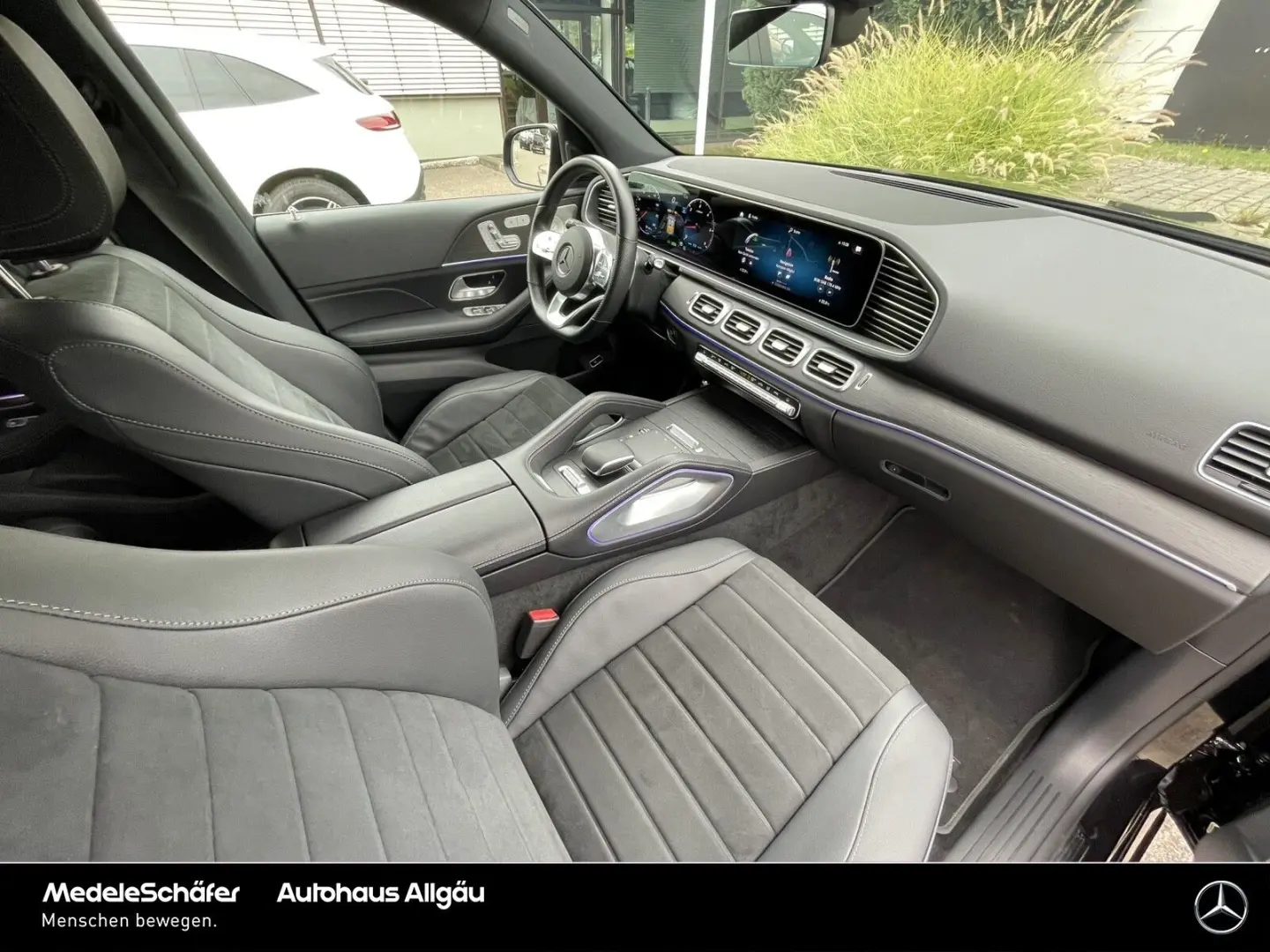 GLE 300 d 4M AMG Night Airmatic Pano AHK Memory