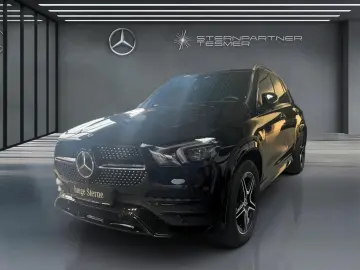 GLE 300 d 4M AMG NIGHT PANO AHK MEMORY AIRMATIC