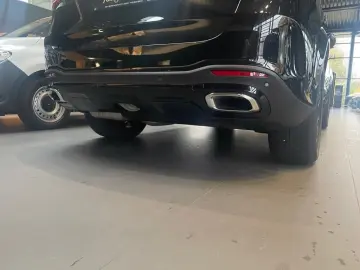 GLE 300 d 4M AMG NIGHT PANO AHK MEMORY AIRMATIC