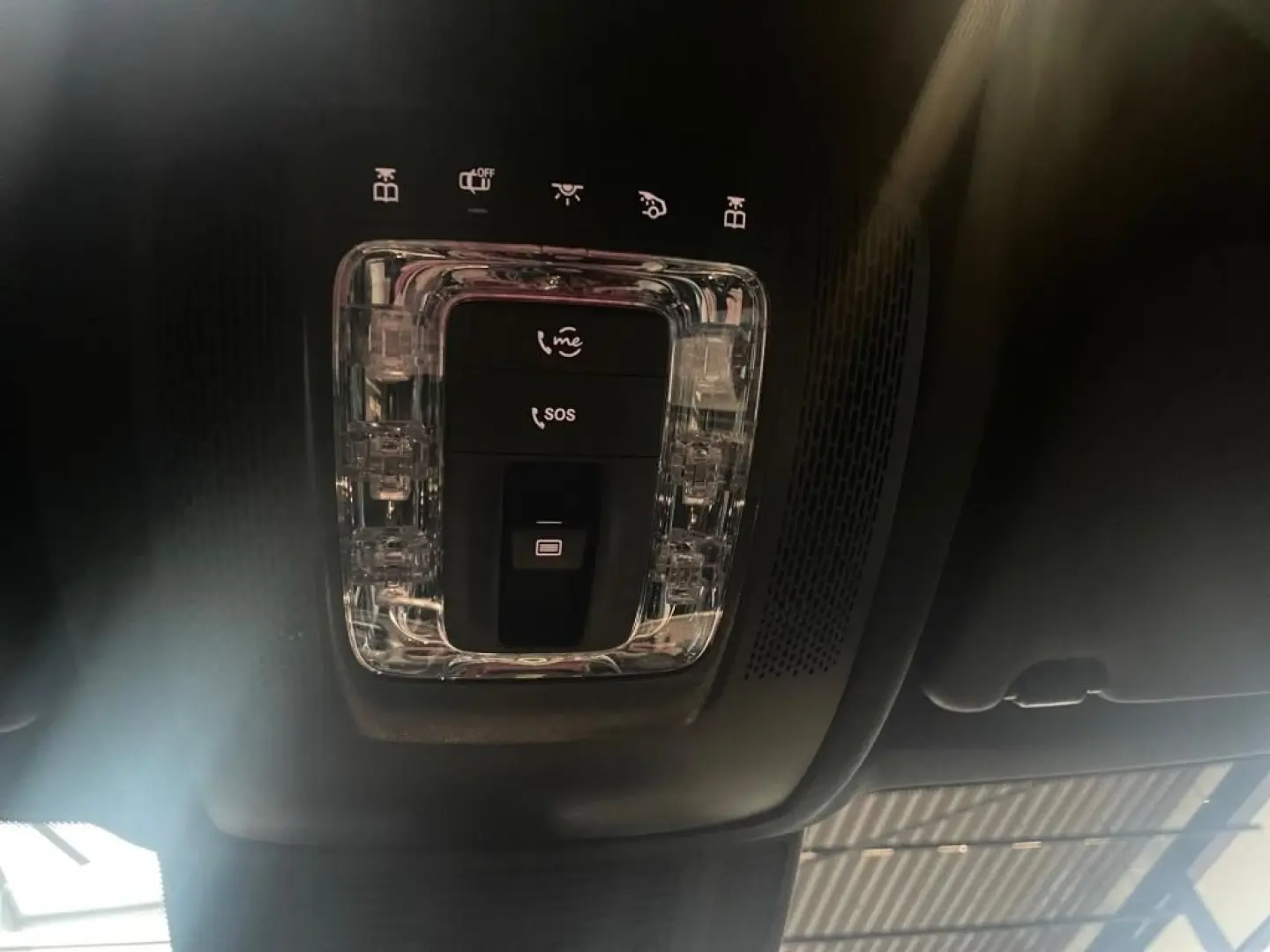 GLE 300 d 4M AMG NIGHT PANO AHK MEMORY AIRMATIC