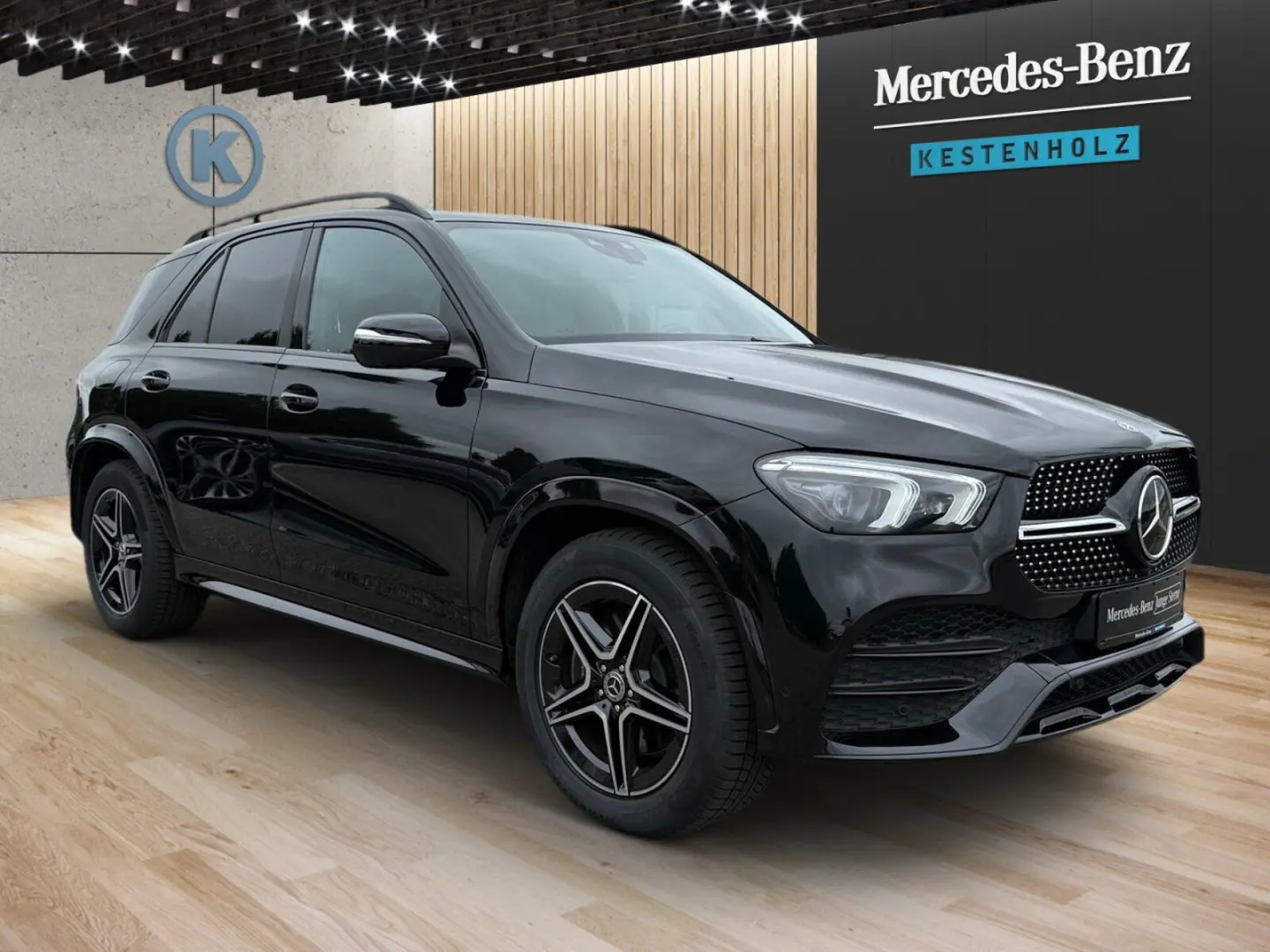 GLE 300 d 4MATIC  AMG NIGHT AHK PANO 360 KAMERA