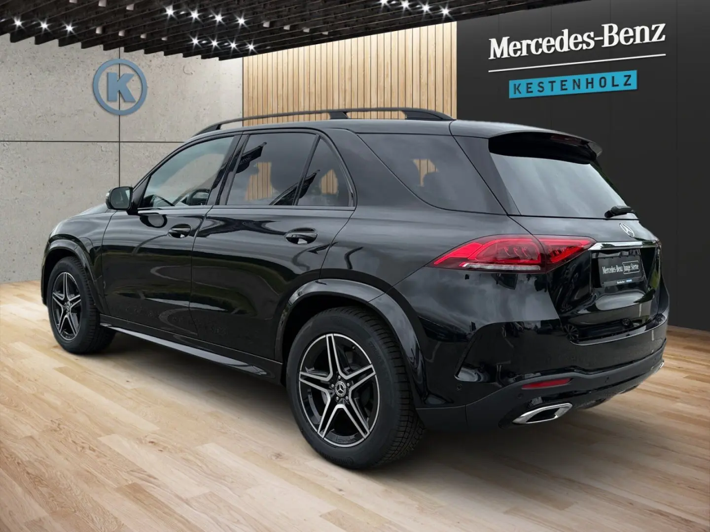 GLE 300 d 4MATIC  AMG NIGHT AHK PANO 360 KAMERA