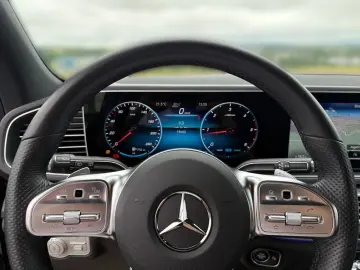 GLE 300 d 4MATIC  AMG NIGHT AHK PANO 360 KAMERA