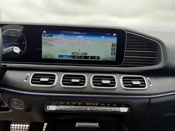 GLE 300 d 4MATIC  AMG NIGHT AHK PANO 360 KAMERA