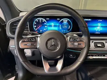 GLE 300 d 4M AMG Night Distr Pano Sound AHK Airm
