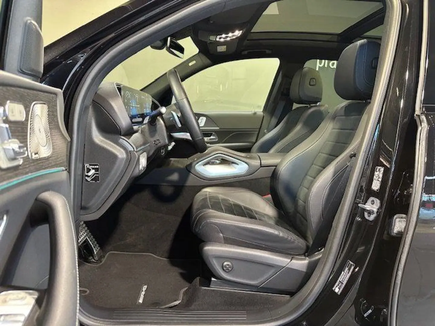 GLE 300 d 4M AMG Night Distr Pano Sound AHK Airm