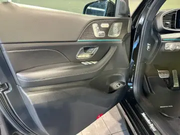 GLE 300 d 4M AMG Night Distr Pano Sound AHK Airm