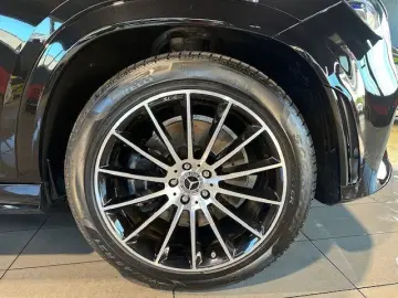 GLE 300 d 4M AMG Night Distr Pano Sound AHK Airm