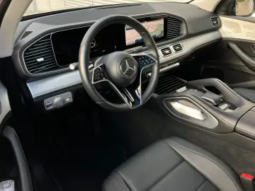 GLE 300 d 4M AMG Line  Pano AHK 360 K Airmatic