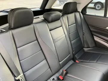 GLE 300 d 4M AMG Line  Pano AHK 360 K Airmatic