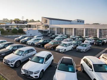 GLE 300 d 4M AMG Line  Pano AHK 360 K Airmatic