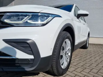 Tiguan 2.0 TDI DSG United AHK MATRIX ACC KAMERA