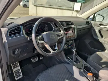 Tiguan 2.0 TDI DSG United AHK MATRIX ACC KAMERA