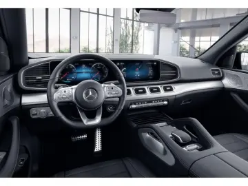 GLE 300 d 4M AMG NIGHT PANO AHK AIRMATIC MULTIB.