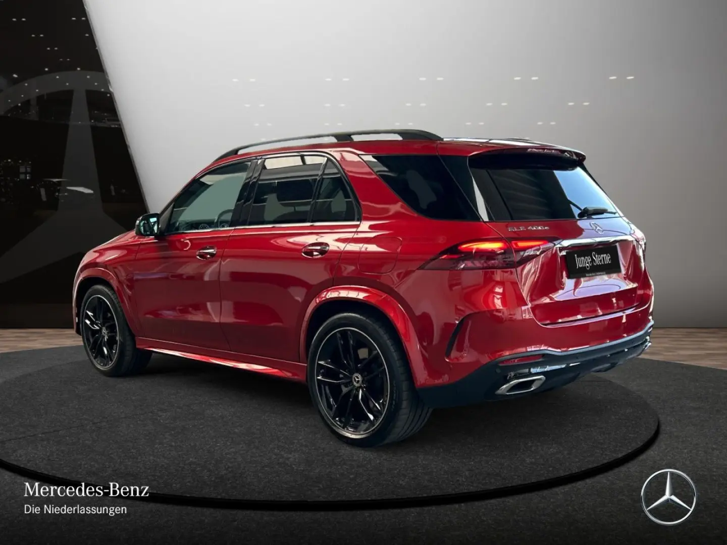 GLE400e4M AMG Premium Pano Fahrass AHK 22  Bur