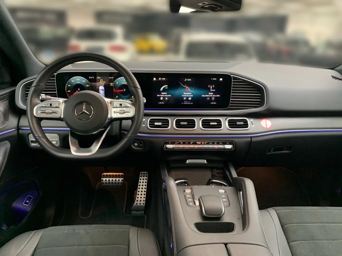 GLE 300 d 4M  AMG NIGHT AHK MEMO PANO 360  SHZ