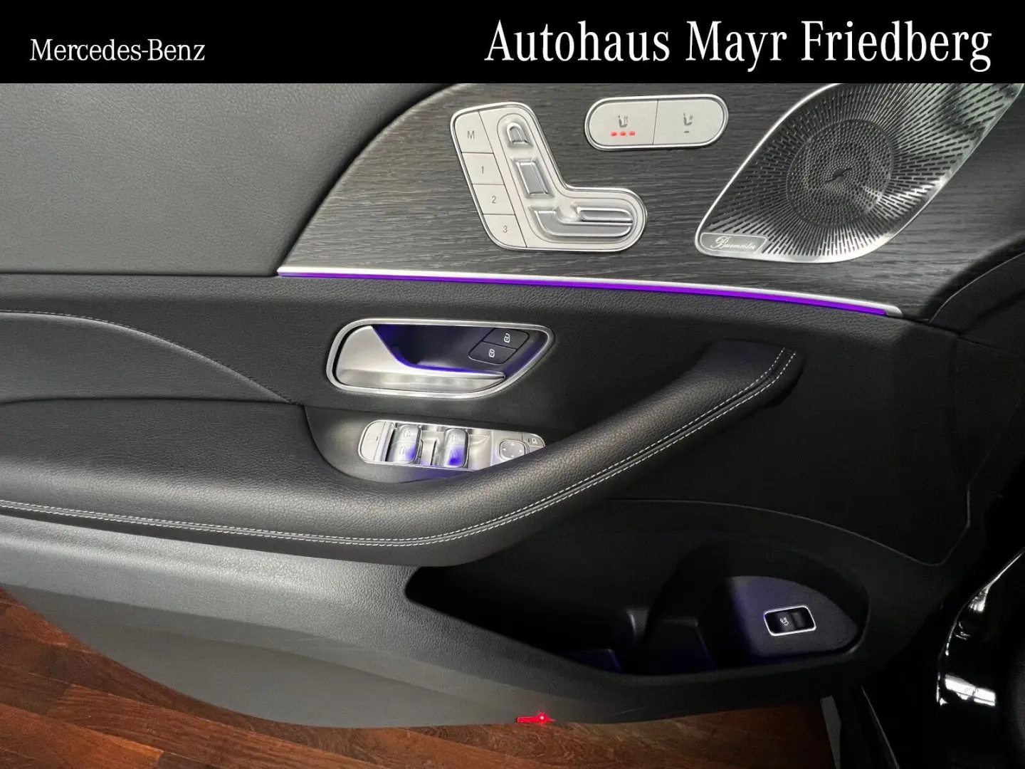 GLE 300 d 4M AMG NIGHT AHK PANODACH MEMORYNavi