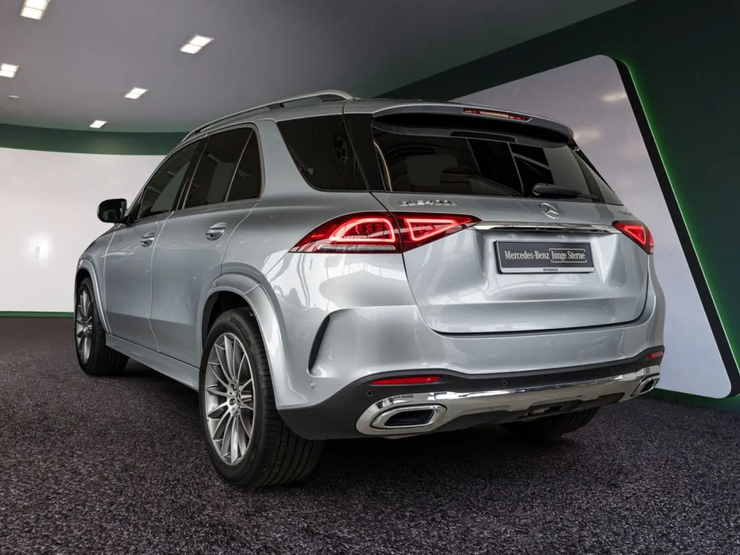 GLE 400 d 4M AMG Sport Exclusive AHK Pano SHD Ka