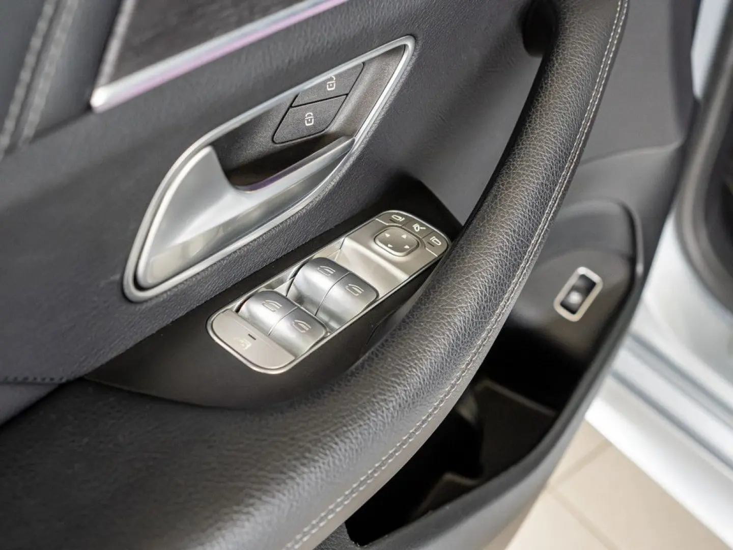 GLE 400 d 4M AMG Sport Exclusive AHK Pano SHD Ka