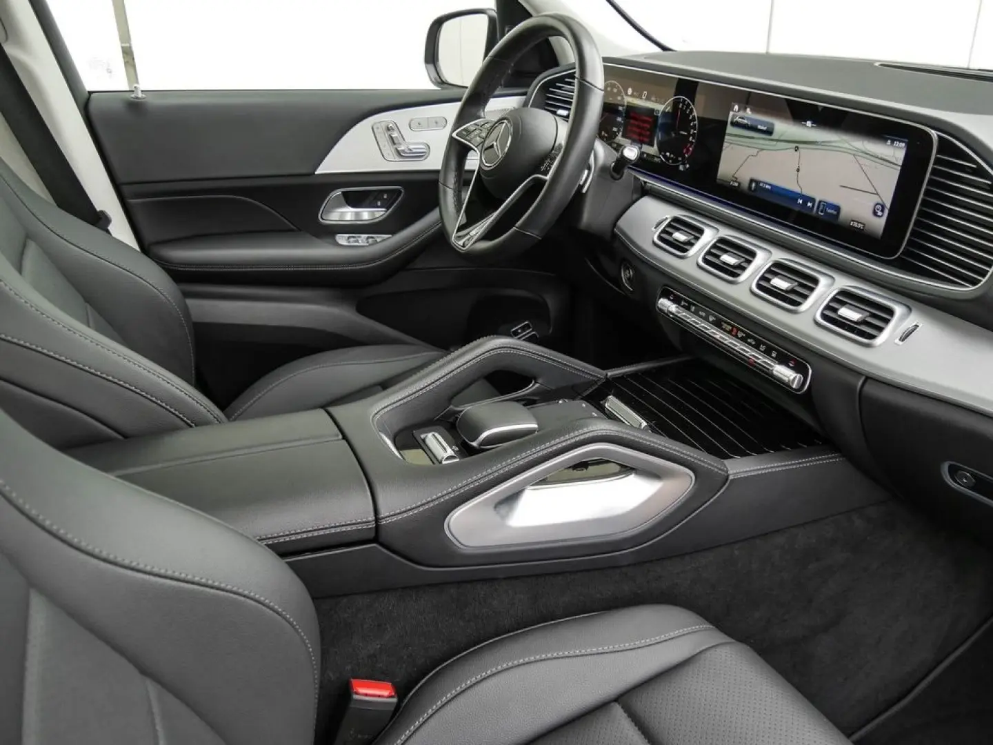 GLE 400 e 4MATIC  AMG KEYL DISTR NAVI MBeam PANO