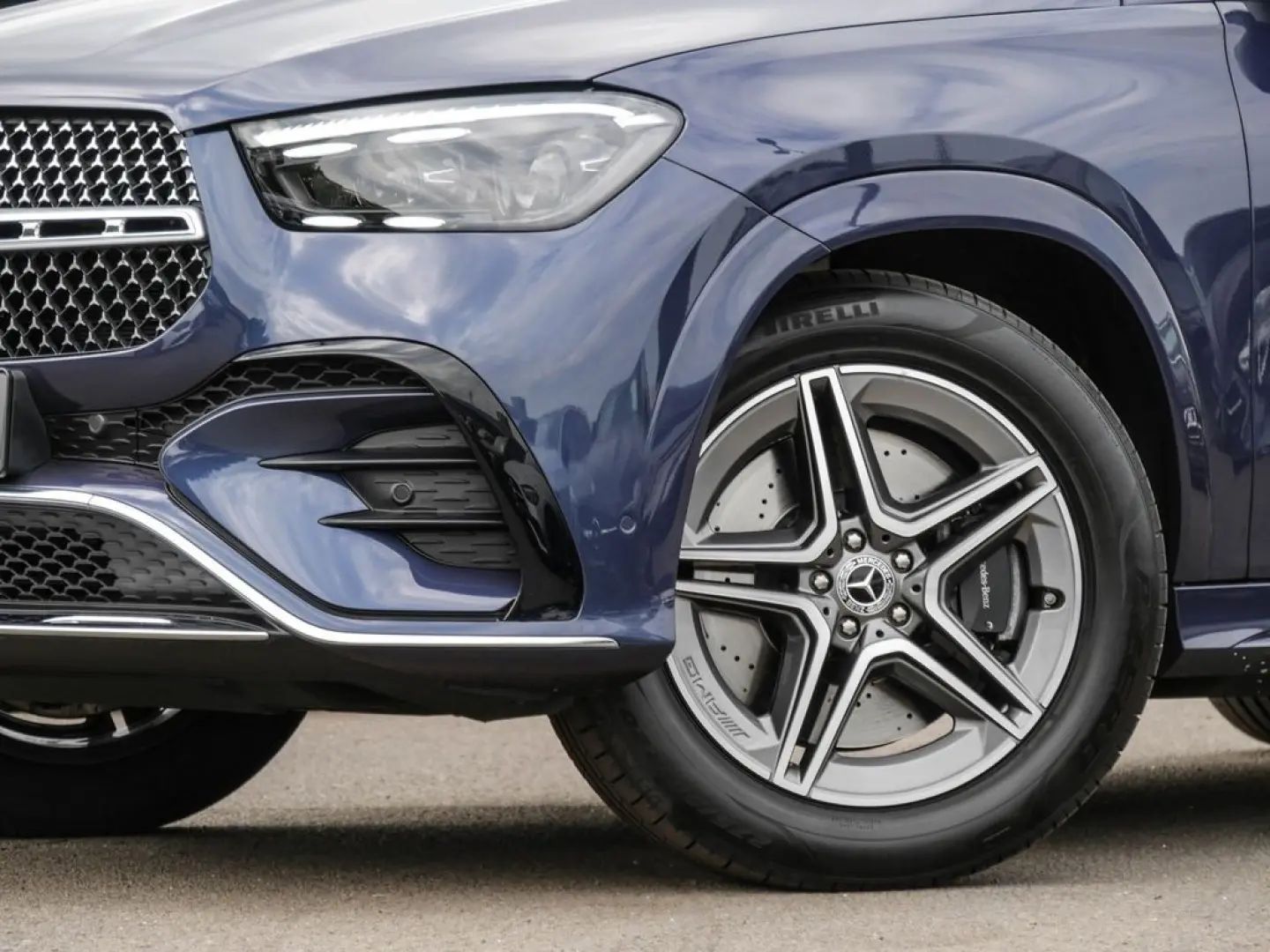 GLE 400 e 4MATIC  AMG KEYL DISTR NAVI MBeam PANO